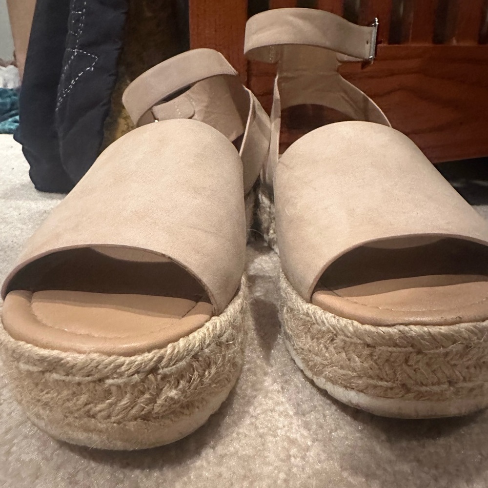 Women's Beige Platform Sandals